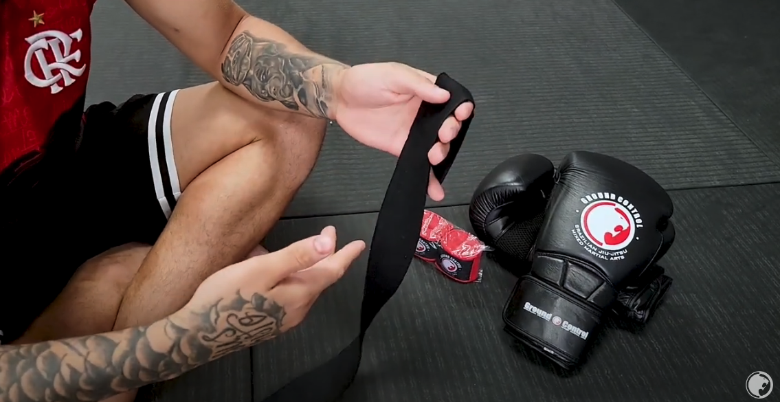 how-to-wrap-hands-for-boxing-training-w-cauata-samuel